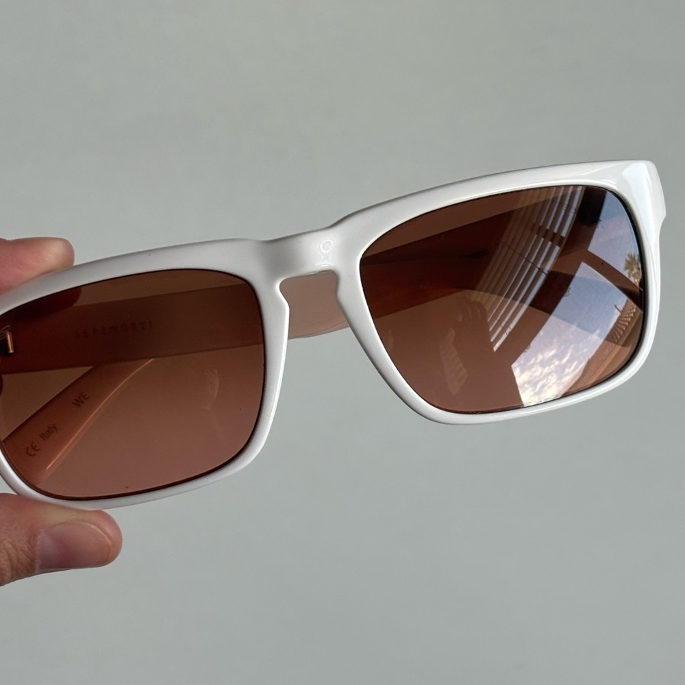 Serengeti Cortino 7460 White and brown sunglasses